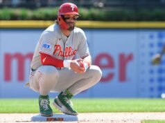 Bryce Harper é um mero peão no jogo da exploração