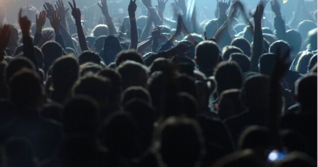 GettyImages-74964361-Concert-Ticket-Chaos-Explained-Bots-Drove-96-of-One-Sales-Requests-Overwhelming.jpeg