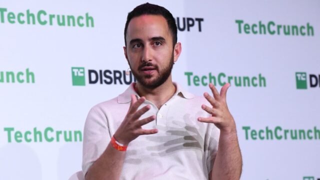 Greylock-partner-Saam-Motamedi.jpg