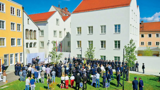 Hitler-birthplace-1784735113082_d.png