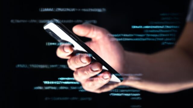 Identity-theft-phone.jpg