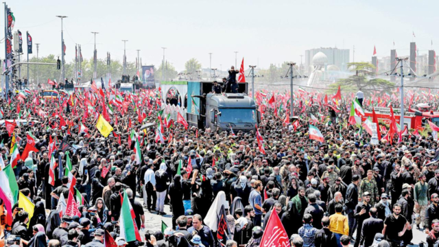 Iranian-mourners-1783388114594_d.png
