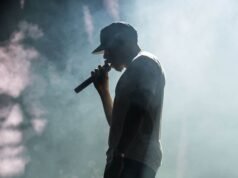 Após atraso, Jay-Z arrasa o Yankee Stadium com performance na ‘prorrogação’