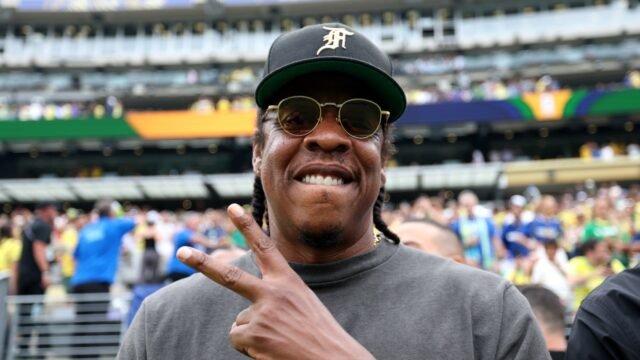 Jay-Z-london-stadium.jpg