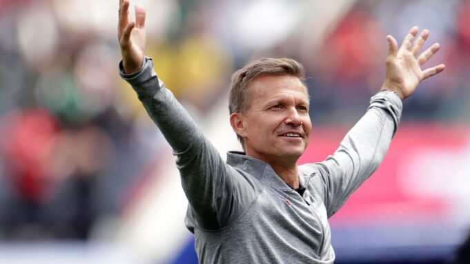 O técnico do Canadá, Jesse Marsh, fala sobre a Copa do Mundo de 2026 O técnico do Canadá, Jesse Marsh, fala sobre a Copa do Mundo de 2026