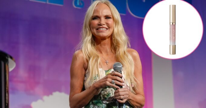 Brilho labial preciso de Kristin Chenoweth para lábios brilhantes por apenas US $ 24 Brilho labial preciso de Kristin Chenoweth para lábios brilhantes por apenas US $ 24