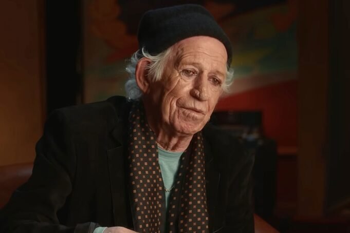 Keith Richards diz que ‘Start Me Up’ levou 10 anos para ser concluído: ‘É como um bom vinho’