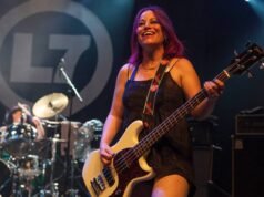 Jennifer Finch, baixista do L7, morre aos 59 anos