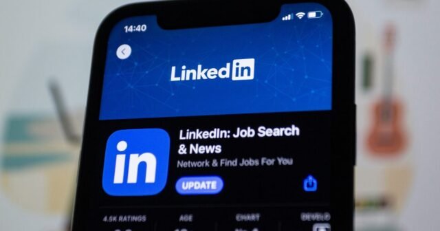 LinkedIn-app-on-App-Store-iPhone.jpg