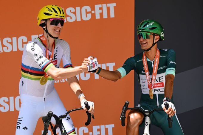 ‘Coma como um robô e siga o fluxo’ – Tadej Pogačar diz que o favorito do Tour de France deveria ter dado tudo de si enquanto queimava em amarelo. ‘Coma como um robô e siga o fluxo’ – Tadej Pogačar diz que o favorito do Tour de France deveria ter dado tudo de si enquanto queimava em amarelo.