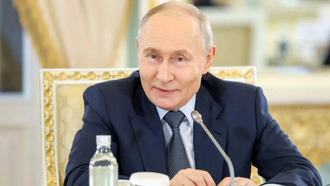 Rússia exige controle total da cidade de Konstantinovka, no leste da Ucrânia Rússia exige controle total da cidade de Konstantinovka, no leste da Ucrânia