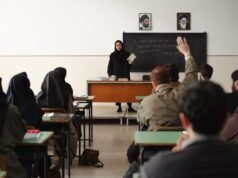 Crítica do filme “Reading Lolita in Tehran”: Adaptação das memórias de Azar Nafisi