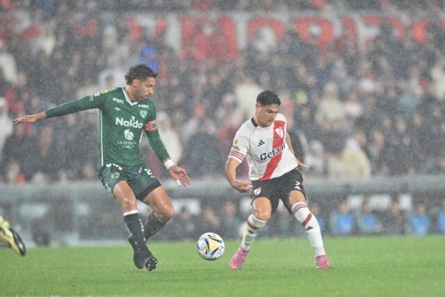 River-Sarmiento.jpg