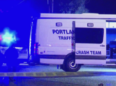 Motociclista morre após acidente no nordeste de Portland no viaduto NE 33rd Ave