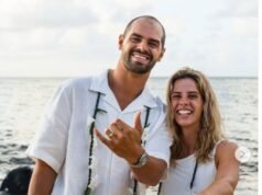 Michael Andrew e esposa Alexandra celebram casamento no Havaí