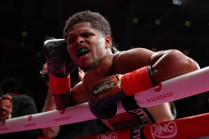 Shakur Stevenson assinou com a Zuffa Boxing. Shakur Stevenson assinou com a Zuffa Boxing.