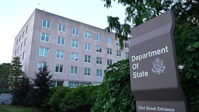 Administração Trump considera cobrar depósitos de segurança para alguns solicitantes de visto Administração Trump considera cobrar depósitos de segurança para alguns solicitantes de visto