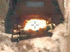 EUA bombardeiam o sul do Irã enquanto Teerã ataca locais dos EUA no Golfo