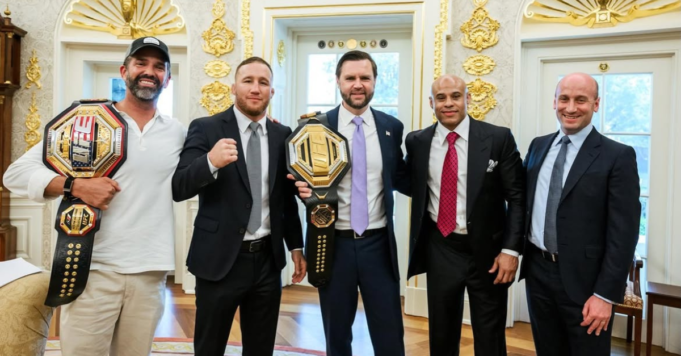 JD Vance fala sobre o futuro da luta de Justin Gaethje JD Vance fala sobre o futuro da luta de Justin Gaethje