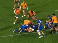 Wallabies garantem os pontos com um hat-trick