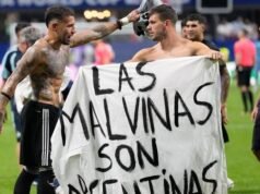 Argentina causa polêmica sobre troféu após vencer a Inglaterra