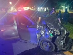 Choque: uma menina de 10 anos morreu após um grave acidente de carro e caminhão.
