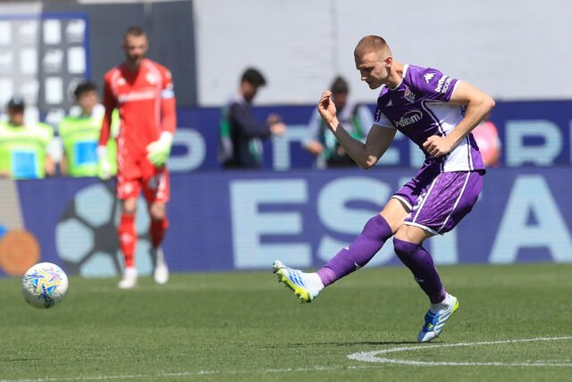 acf-fiorentina-v-us-sassuolo-calcio-serie-a-2.jpg