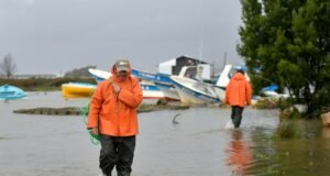 Fortes chuvas no Chile Pelo menos 3 pessoas morreram e centenas ficaram desabrigadas. Notícias sobre inundações.