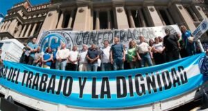 Nova derrota judicial para reformas trabalhistas: deram proteção coletiva aos advogados