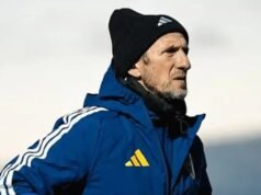 Arobarna pede ansiosamente a Riquelme ajuda urgente, que não chega: “Há inquietação”.