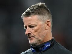 ‘Saia do porão, companheiro’: o técnico da AFL ataca os fãs