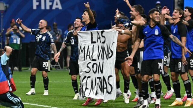 bandera-de-argentina-vs-inglaterra-2283704.jpg