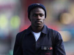 A Lazio lucrou quando Burnley vendeu Loum Tchaouna para Coventry City