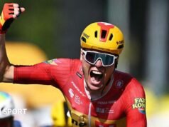 Resultados do Tour de France: Søren Vernskjold faz sprint de longa distância para vencer a etapa mais rápida de todos os tempos
