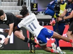 Os All Blacks iniciam uma nova era ao vencer o thriller corajoso