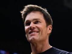Tom Brady reage ao vídeo dele dando um tapa em Logan Paul no palco