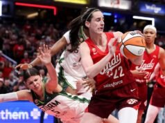 Caitlin Clark fez história na WNBA com um jogo recorde após semanas de polêmica.