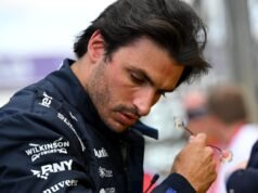 Sanz pagou uma penalidade sem precedentes após o GP da Grã-Bretanha de F1