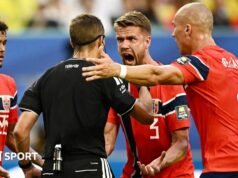 Copa do Mundo 2026: A bola bateu na câmera antes do gol da Inglaterra? Cinco diz não – a Noruega não tem certeza.