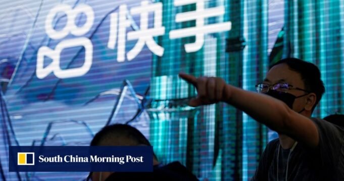 As ações da Kwaishu caem depois que a Tencent reduz as ações após o acordo Killing AI de US$ 3 bilhões As ações da Kwaishu caem depois que a Tencent reduz as ações após o acordo Killing AI de US$ 3 bilhões