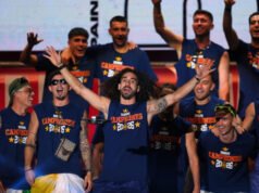 Bateria e ‘show’ de seus clássicos