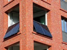 Painéis solares plug-in baratos oferecem £ 100 de desconto na loja durante a SEMANA