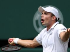Ace Arthur Fery discutiu furiosamente com o árbitro poucos minutos após a semifinal de Wimbledon por meio da tecnologia da quadra central