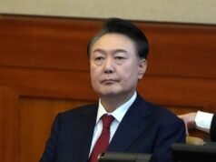 Tribunal sul-coreano condena presidente Yoon a 2 anos de prisão por manipulação de pesquisas