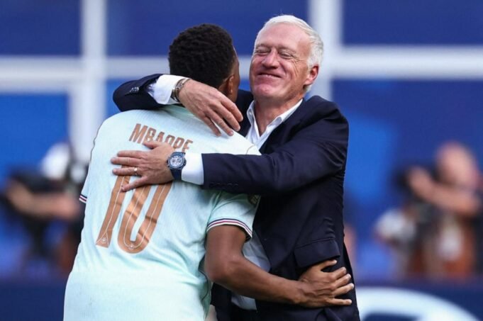 Didier Deschamps não mudou sua ideia ousada para a França nas semifinais da Copa do Mundo