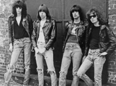 Ex-baterista dos Ramones, família do cantor esnobada em festa de 50 anos