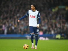 Inter oferece 35 milhões de euros por Djed Spence, do Tottenham: negociações estão agendadas