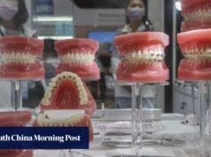 As clínicas dentárias da China continental em Hong Kong estão sob escrutínio das autoridades.