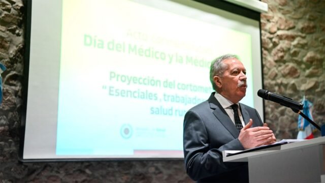 elias-suarez-558295-120150.jpg