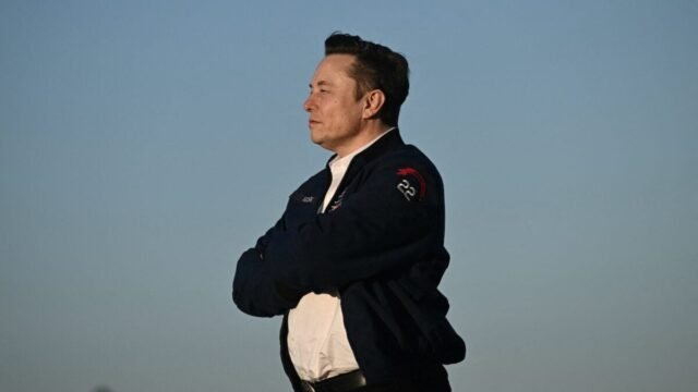elon-folded-arms-1200x675.jpg